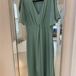 Gilli Boutique V-Neck Sage Green Women's Dress, Large